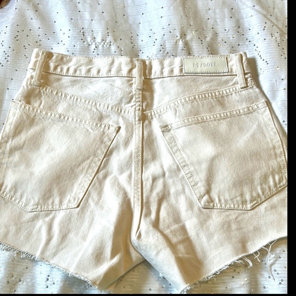 RE/DONE vintage white Women's Cream Denim Shorts - Picture 2 of 6
